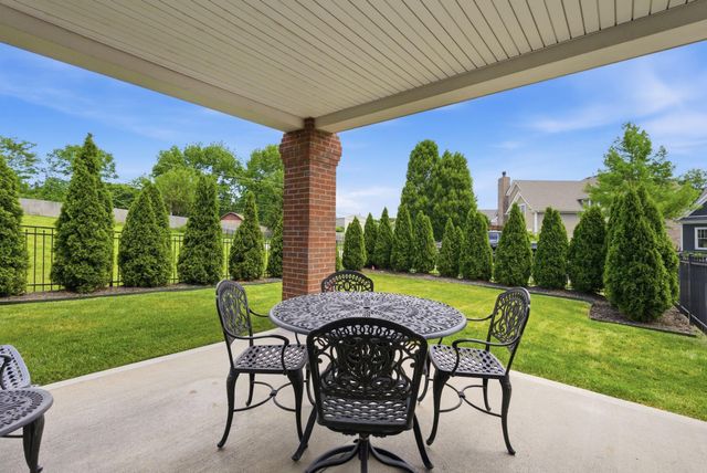 1937 General Warfield Way, Lexington, KY 40505
