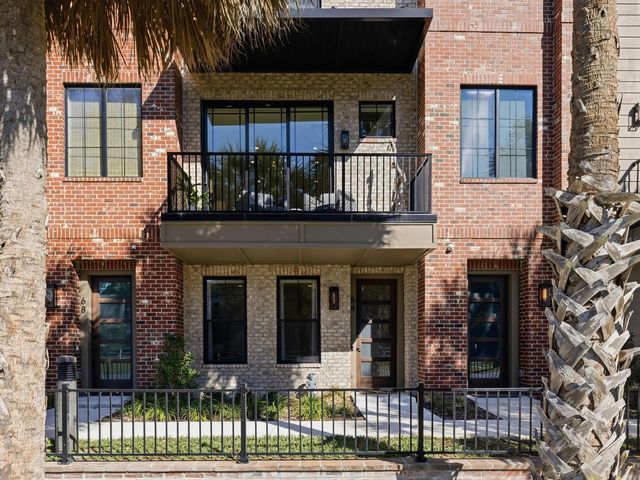 64 N PARK AVENUE, Winter Garden, FL 34787