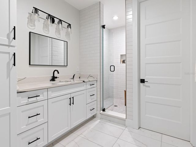 64 N PARK AVENUE, Winter Garden, FL 34787