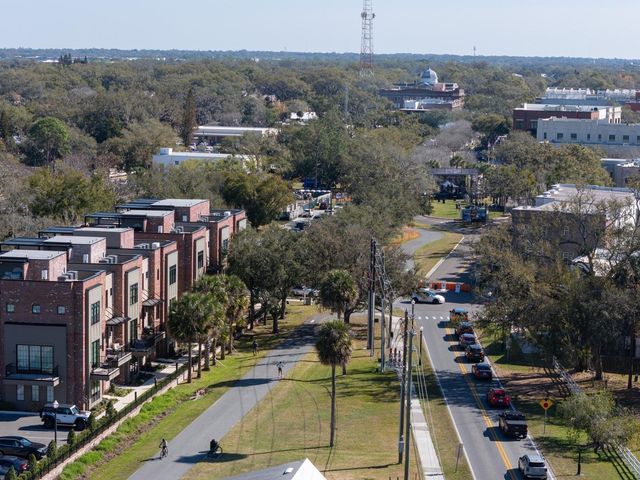 64 N PARK AVENUE, Winter Garden, FL 34787