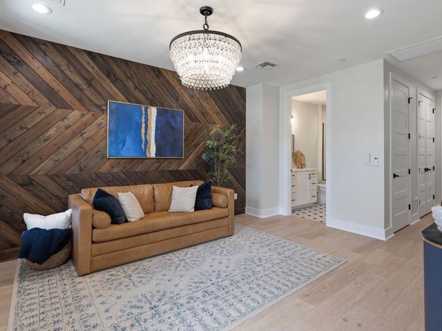 64 N PARK AVENUE, Winter Garden, FL 34787