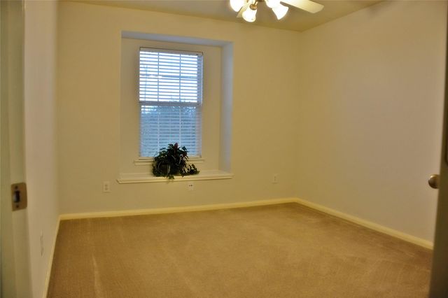 12802 Mills Trail Lane, Houston, TX 77070