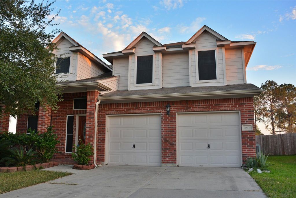 12802 Mills Trail Lane, Houston, TX 77070