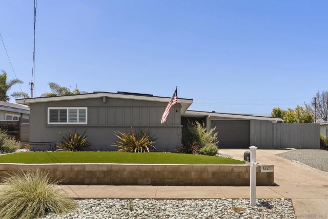 825 Hickory Ct, Imperial Beach, CA 91932