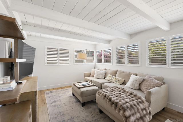 825 Hickory Ct, Imperial Beach, CA 91932