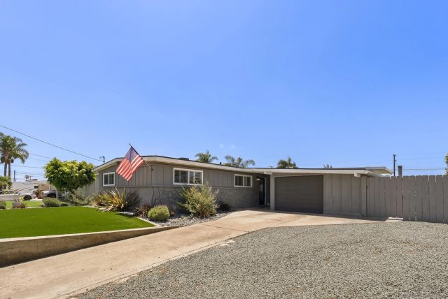 825 Hickory Ct, Imperial Beach, CA 91932