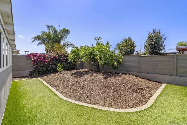 825 Hickory Ct, Imperial Beach, CA 91932