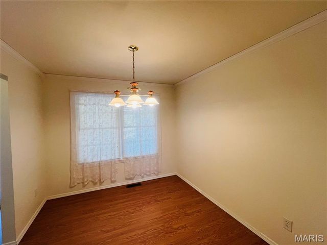 310 W Howard Drive, Puxico, MO 63960