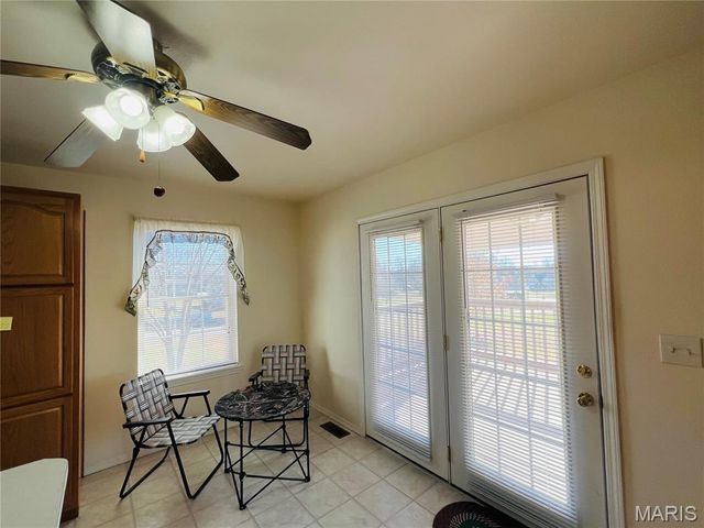 310 W Howard Drive, Puxico, MO 63960