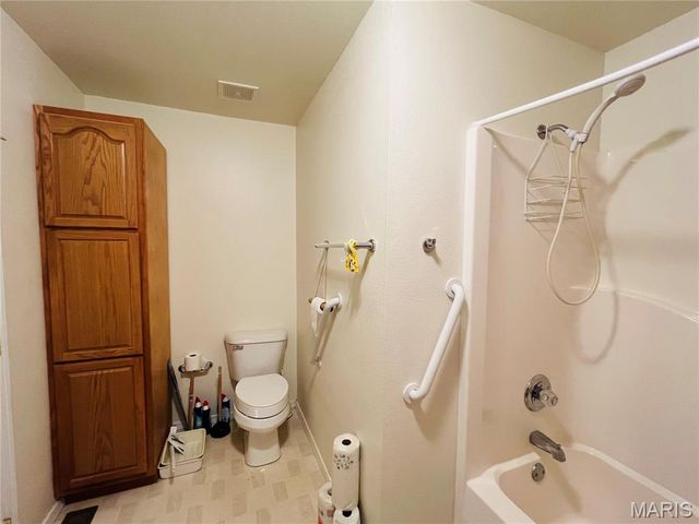 310 W Howard Drive, Puxico, MO 63960