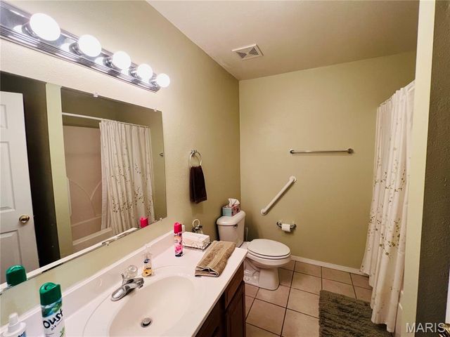 310 W Howard Drive, Puxico, MO 63960