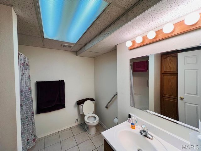 310 W Howard Drive, Puxico, MO 63960