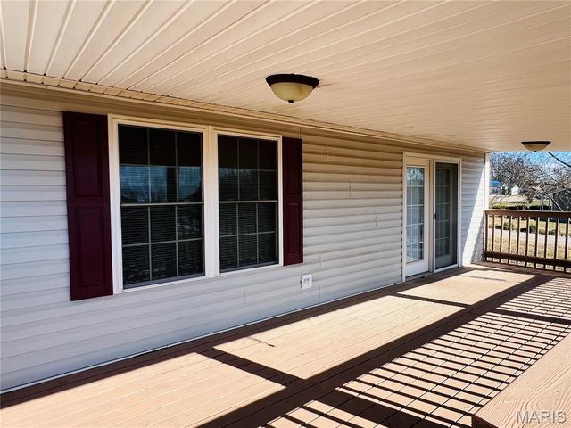 310 W Howard Drive, Puxico, MO 63960