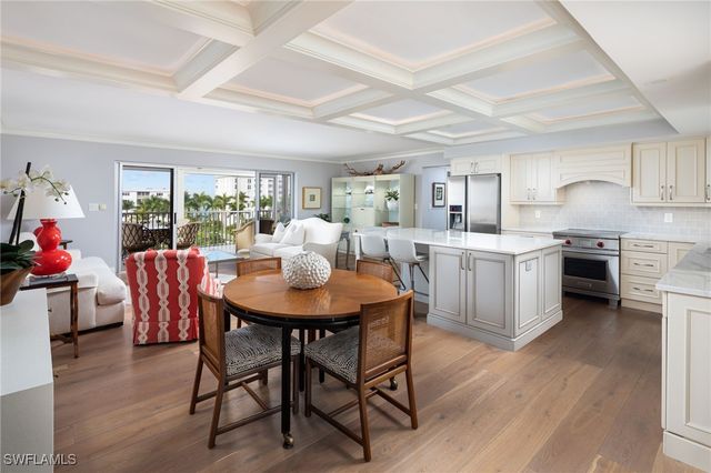 1200 Gulf Shore BLVD N 503, Naples, FL 34102