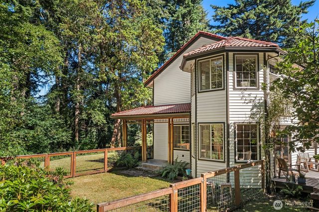 11703 Vashon Highway SW, Vashon, WA 98070