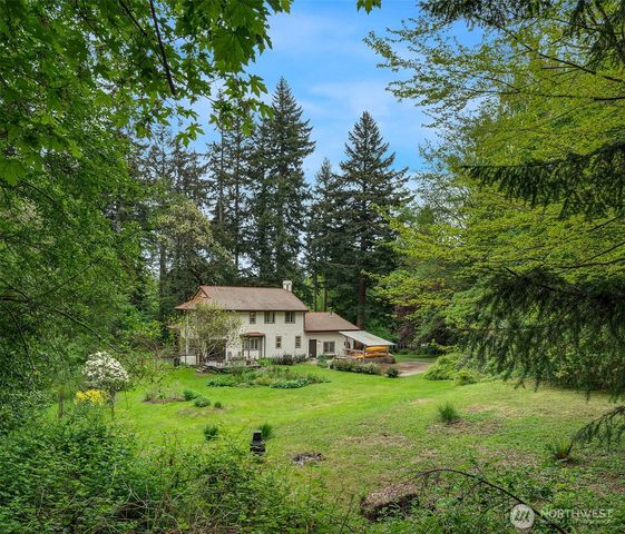 11703 Vashon Highway SW, Vashon, WA 98070