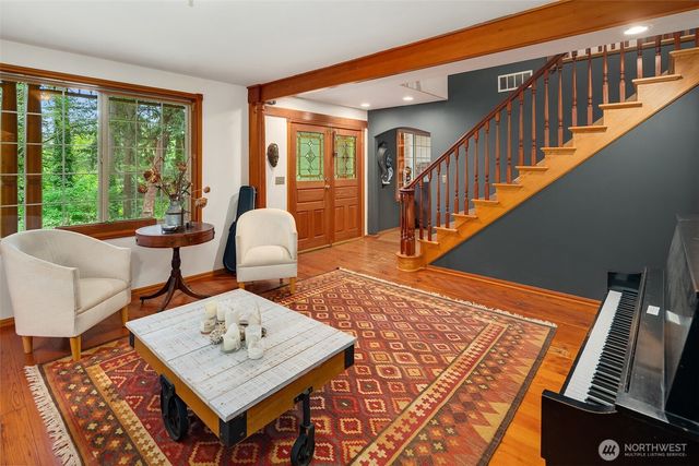 11703 Vashon Highway SW, Vashon, WA 98070
