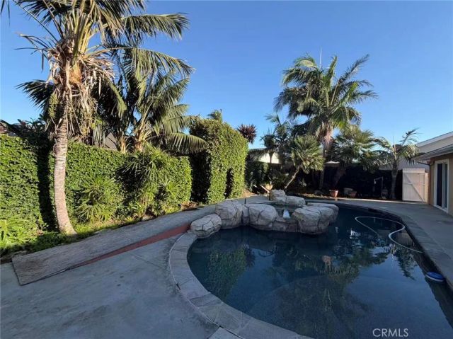 20702 Elizabeth, Huntington Beach, CA 92646