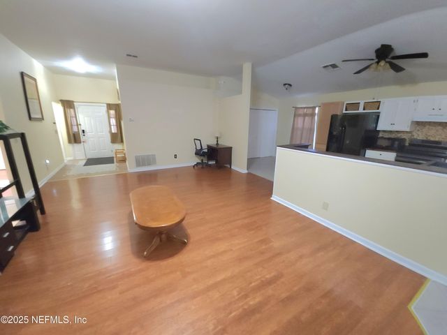 2882 TUSCARORA Trail, Middleburg, FL 32068