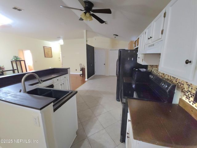 2882 TUSCARORA Trail, Middleburg, FL 32068