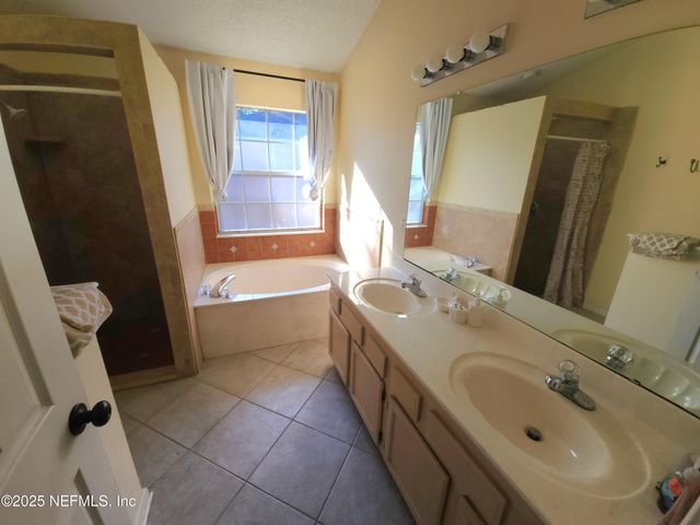2882 TUSCARORA Trail, Middleburg, FL 32068