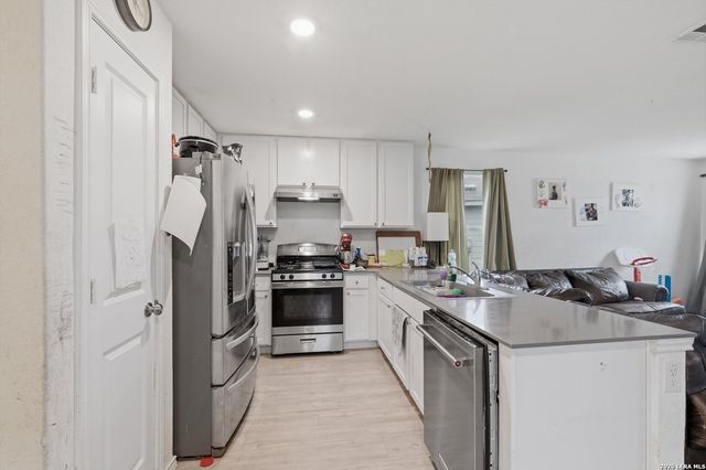 7295 Pasture Run, San Antonio, TX 78252