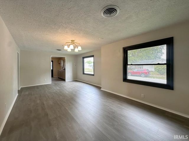 2329 N DELPHOS Street, Kokomo, IN 46901