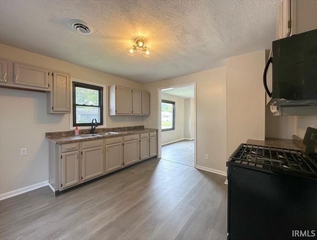 2329 N DELPHOS Street, Kokomo, IN 46901