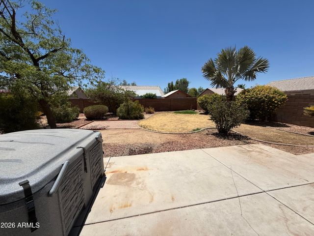 5462 N 77TH Drive, Glendale, AZ 85303