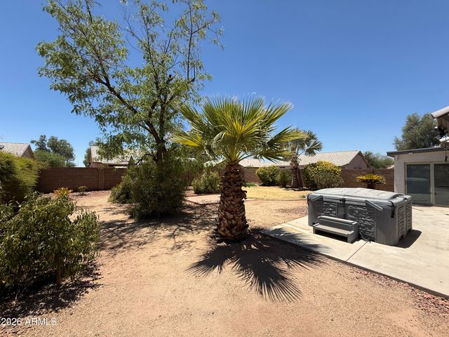 5462 N 77TH Drive, Glendale, AZ 85303