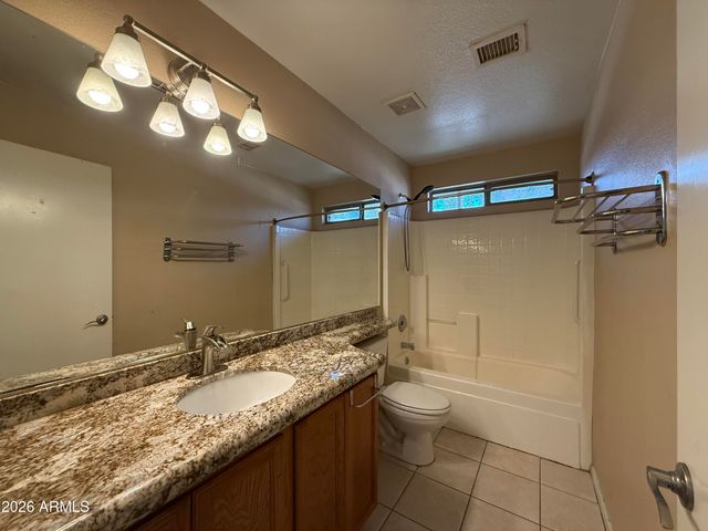 5462 N 77TH Drive, Glendale, AZ 85303