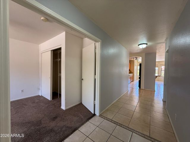 5462 N 77TH Drive, Glendale, AZ 85303