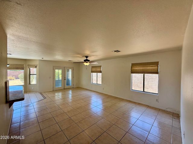 5462 N 77TH Drive, Glendale, AZ 85303