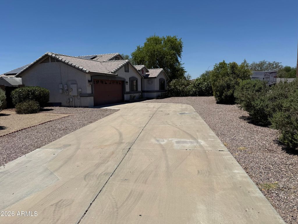 5462 N 77TH Drive, Glendale, AZ 85303