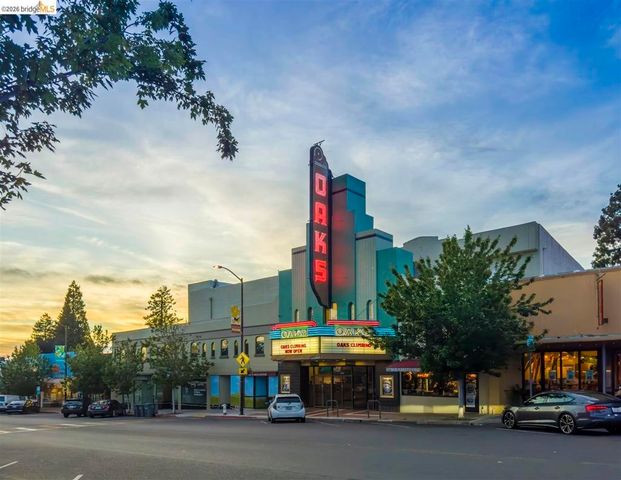 555 Pierce St 422, Albany, CA 94706