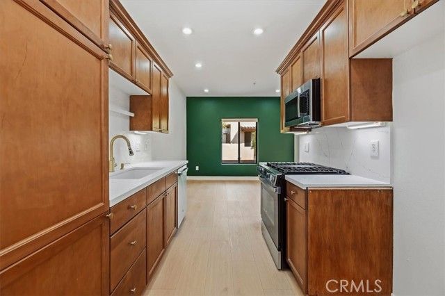 1045 Villorrio, Palm Springs, CA 92262