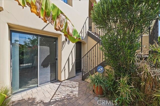 1045 Villorrio, Palm Springs, CA 92262