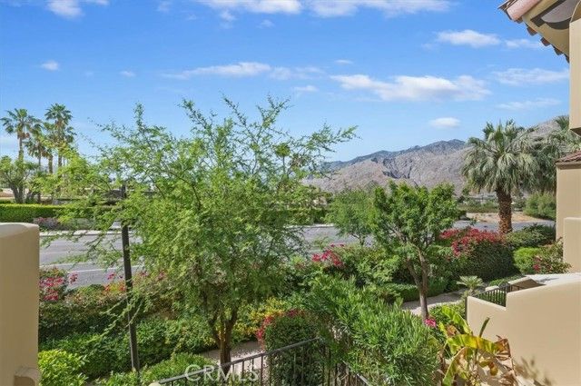 1045 Villorrio, Palm Springs, CA 92262