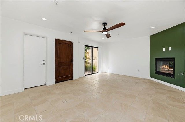 1045 Villorrio, Palm Springs, CA 92262