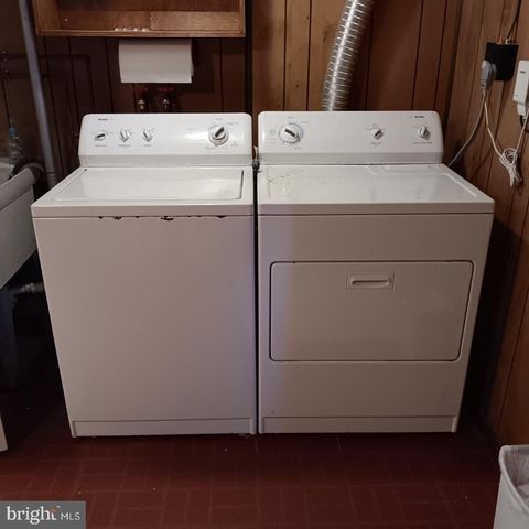 6948 BROENING RD, Baltimore, MD 21222