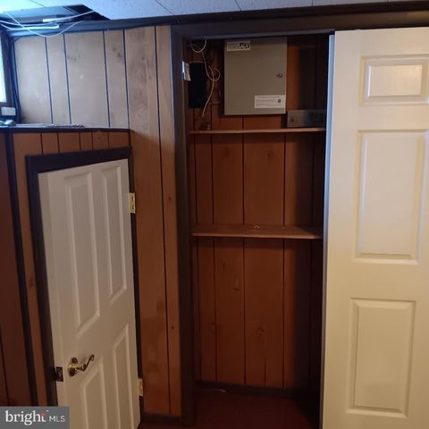 6948 BROENING RD, Baltimore, MD 21222