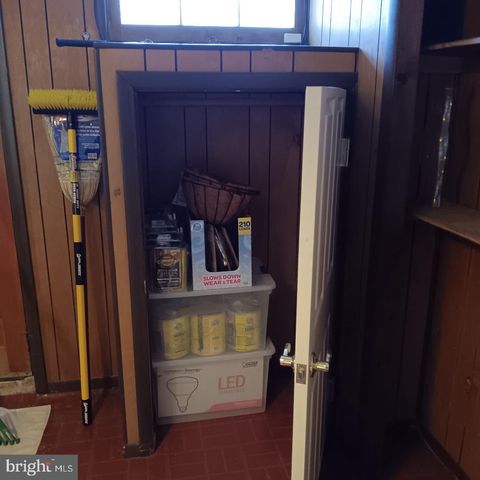 6948 BROENING RD, Baltimore, MD 21222