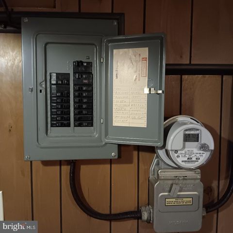 6948 BROENING RD, Baltimore, MD 21222