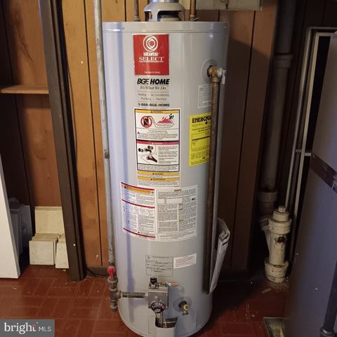 6948 BROENING RD, Baltimore, MD 21222