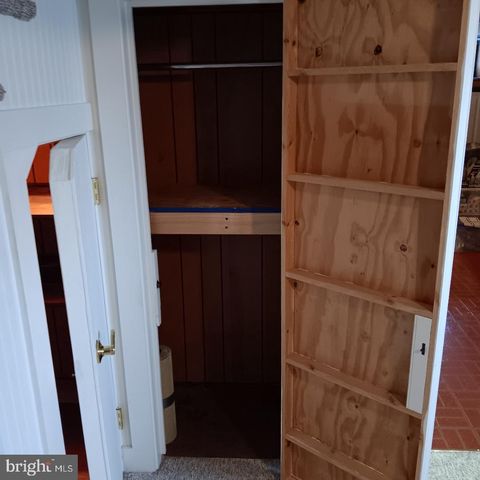 6948 BROENING RD, Baltimore, MD 21222