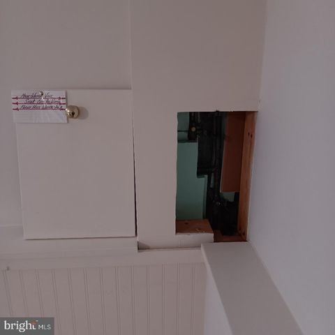 6948 BROENING RD, Baltimore, MD 21222