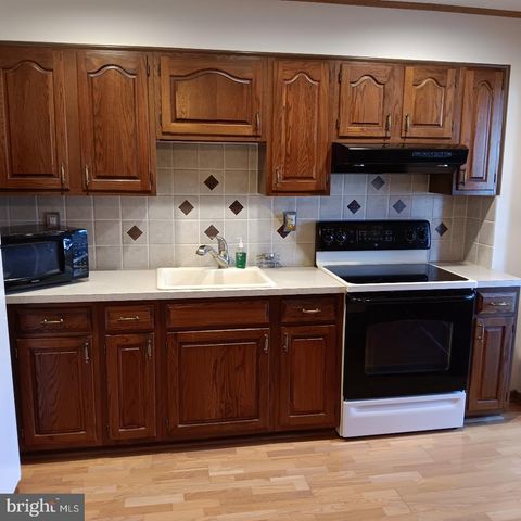 6948 BROENING RD, Baltimore, MD 21222