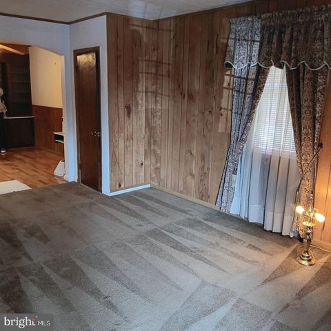 6948 BROENING RD, Baltimore, MD 21222