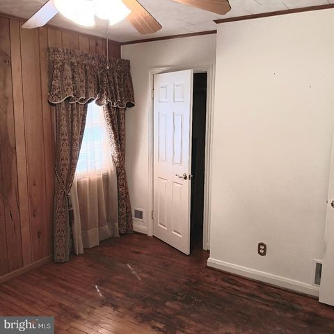 6948 BROENING RD, Baltimore, MD 21222