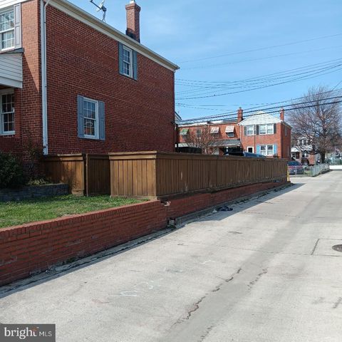 6948 BROENING RD, Baltimore, MD 21222